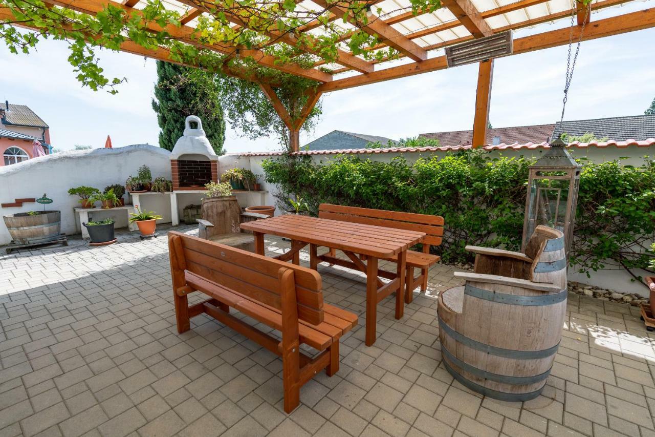 Appartement Sekt & Wein - Walter Klein à Illmitz Extérieur photo